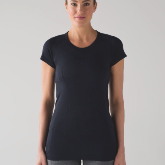 lululemon athletica Tops - Lululemon Swiftly Tech Short Sleeve Crew SZ 10 NWT